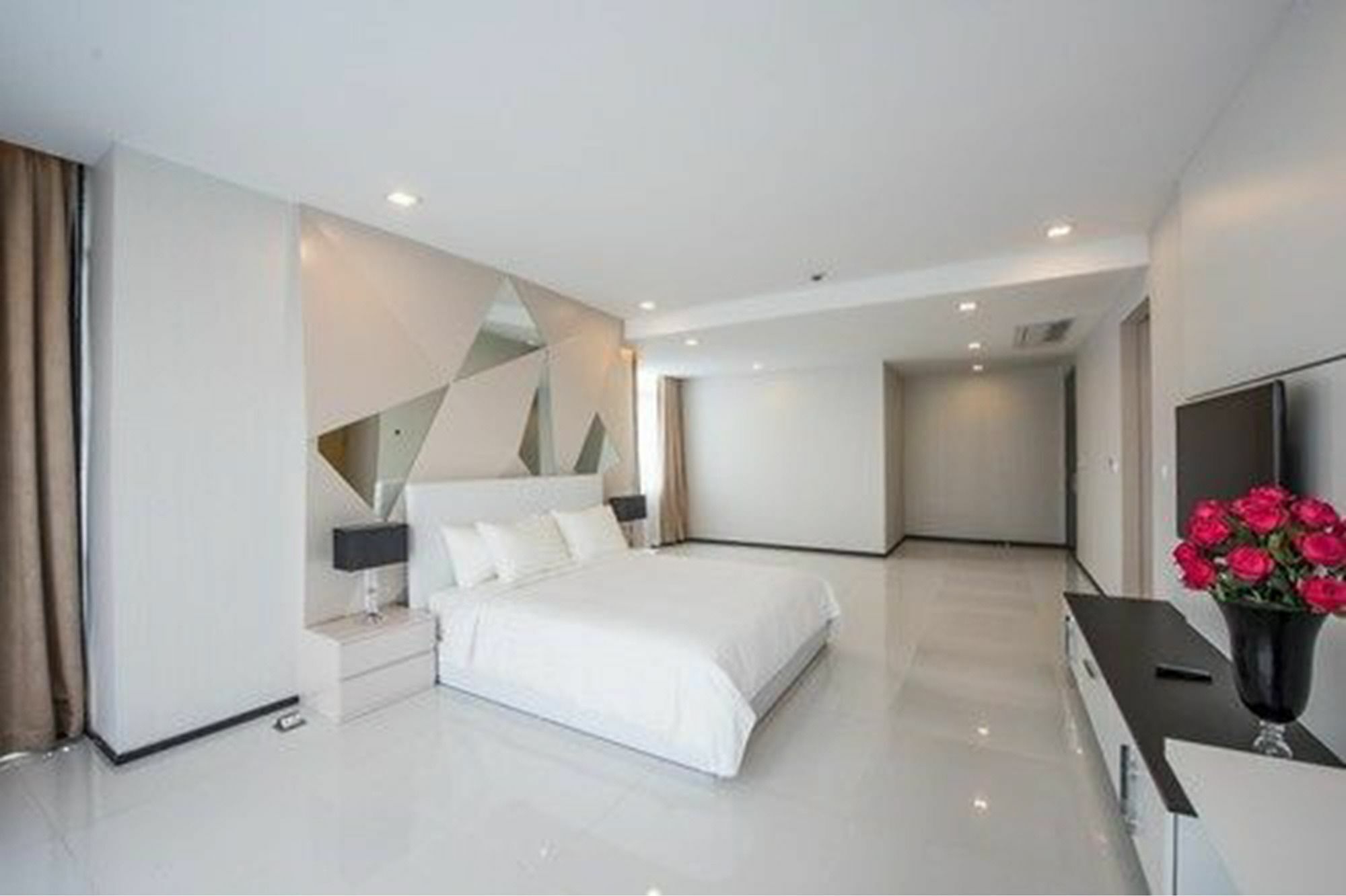 Maline Exclusive Serviced Apartments Пном Пен Екстериор снимка