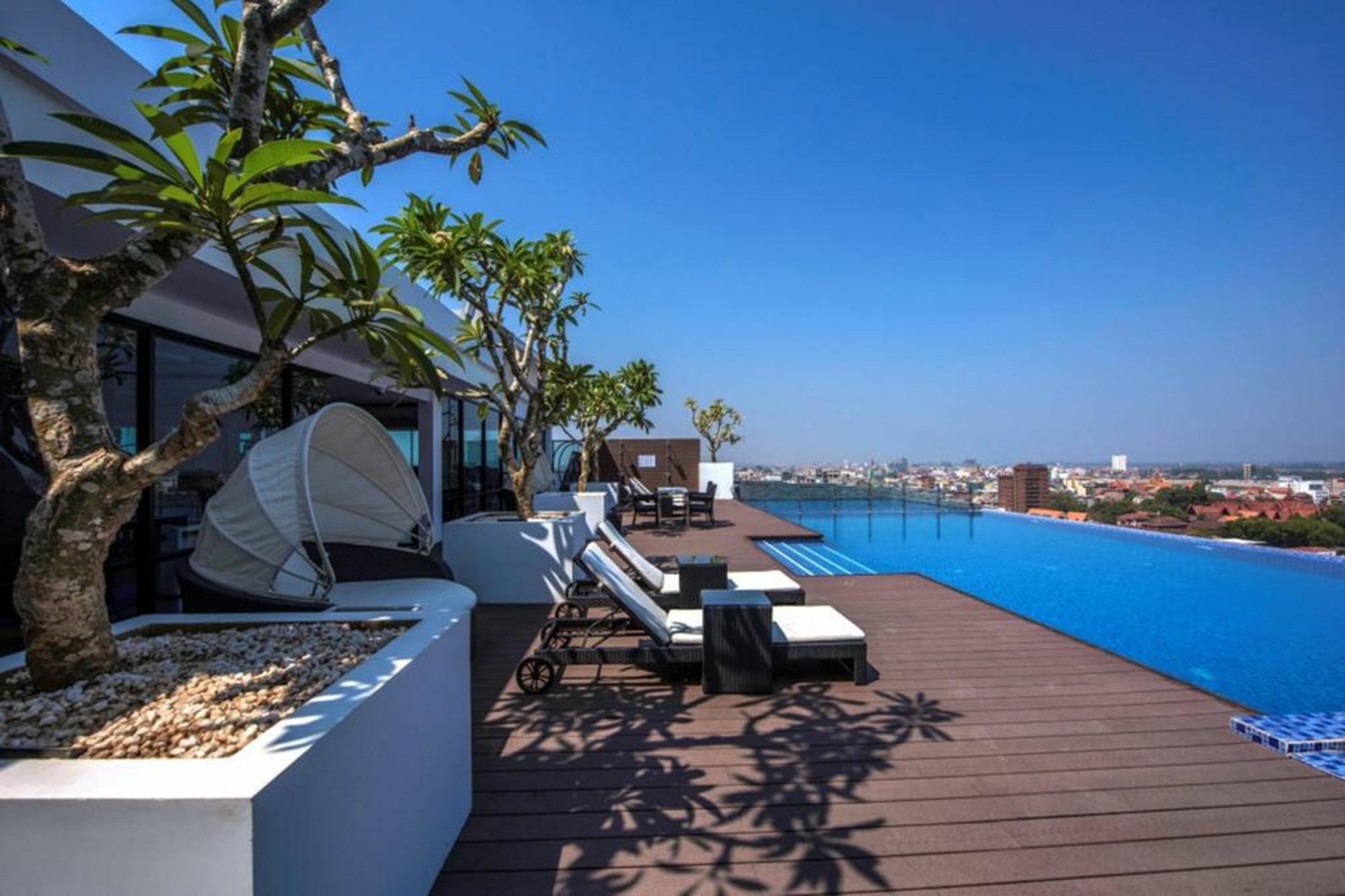 Maline Exclusive Serviced Apartments Пном Пен Екстериор снимка